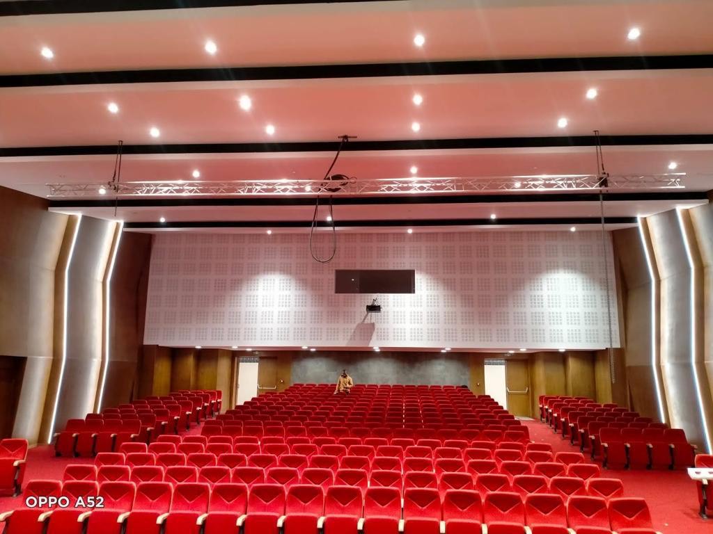 Salle Allal El Fassi et centre de la jeunesse et de la démocratie